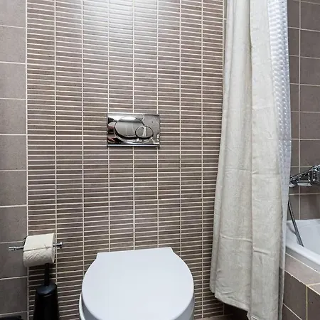 Nh Urban Living In Nea Alikarnassos Apartament Heraklion