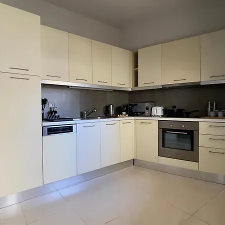 Nh Urban Living In Nea Alikarnassos Appartamento