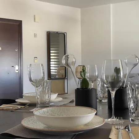 Nh Urban Living In Nea Alikarnassos Candia